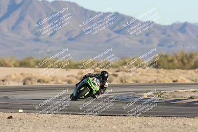 media/Dec-07-2025-CVMA (Sun) [[3e7d2de5dc]]/Race 16-Formula Middleweight/